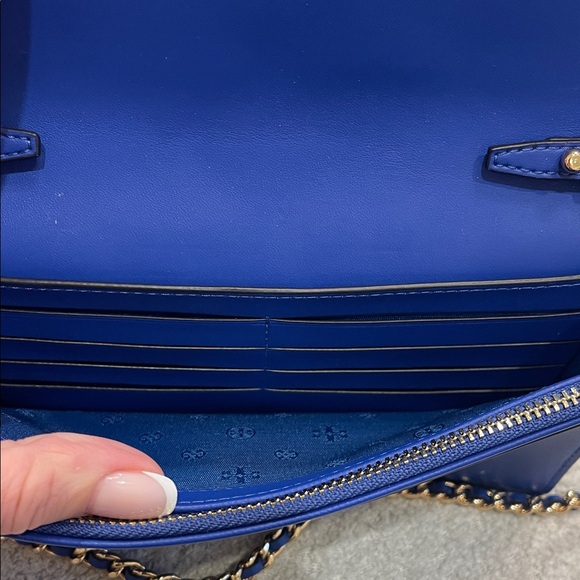 NWOT Tory Burch Royal Blue Quilted Shoulder Bag - Picture 7 of 7